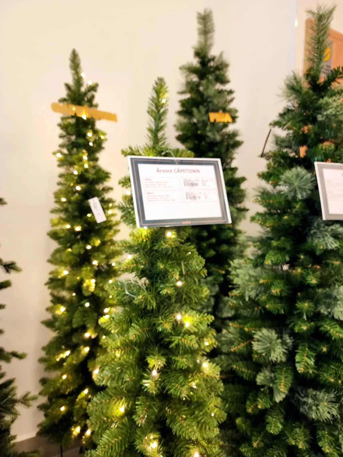Árvore de Natal Slim Barcelona 1,80m 260 Galhos 100 LEDs Warm
