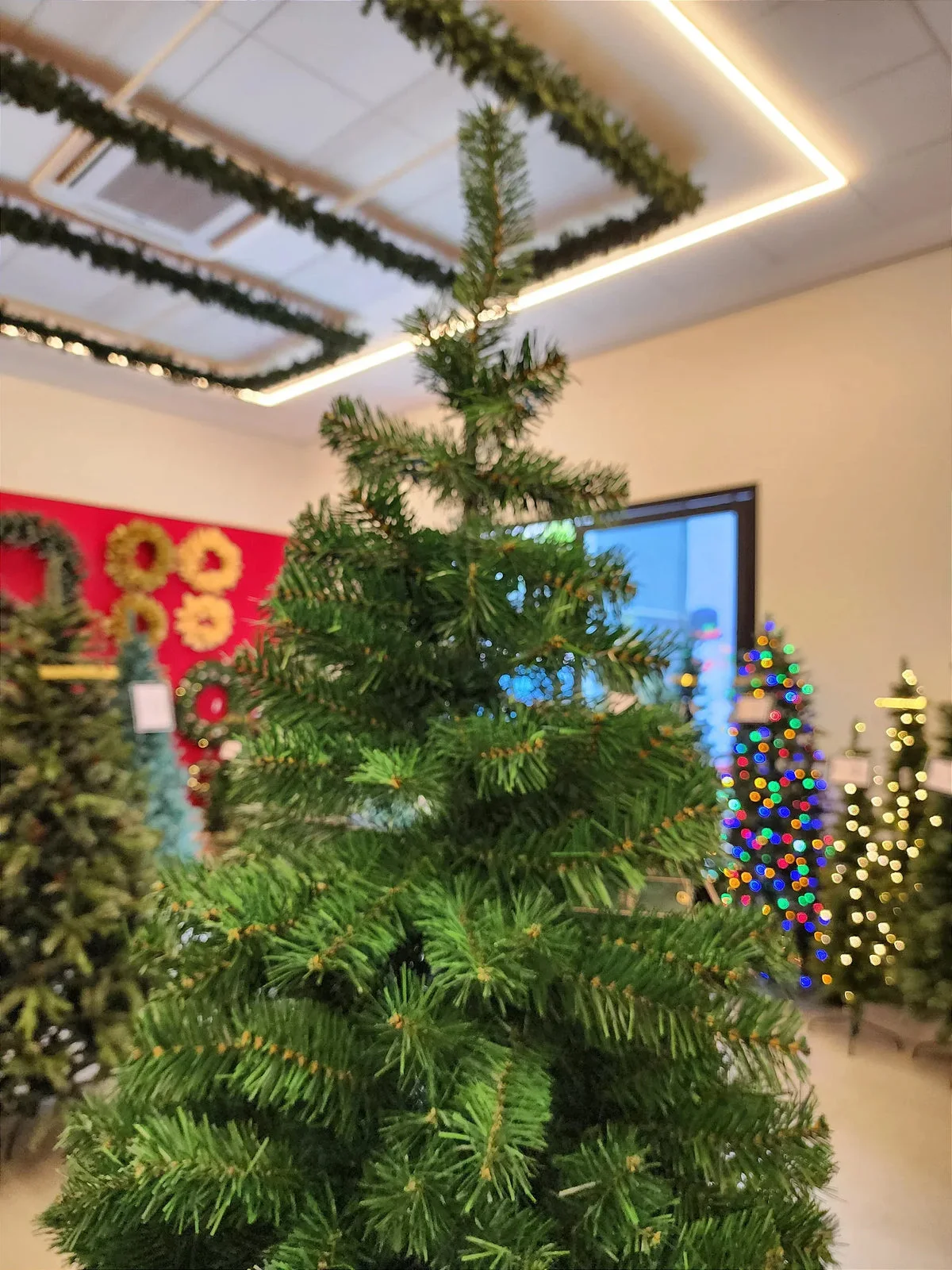 Árvore de Natal Tradicional Copacabana 2,40m 1000 Galhos